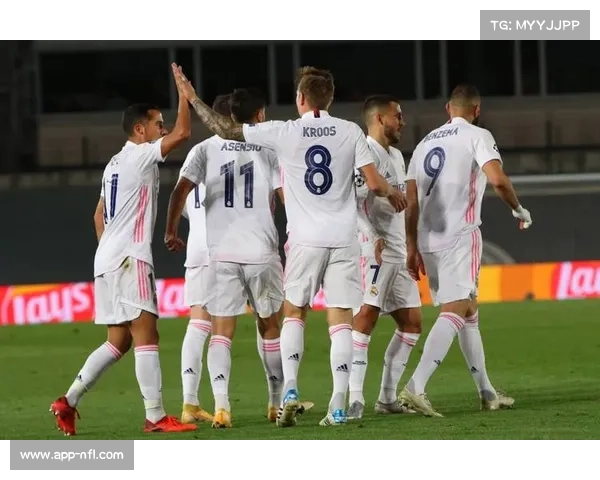 马赛训练基地开放日，球迷互动提振球队士气